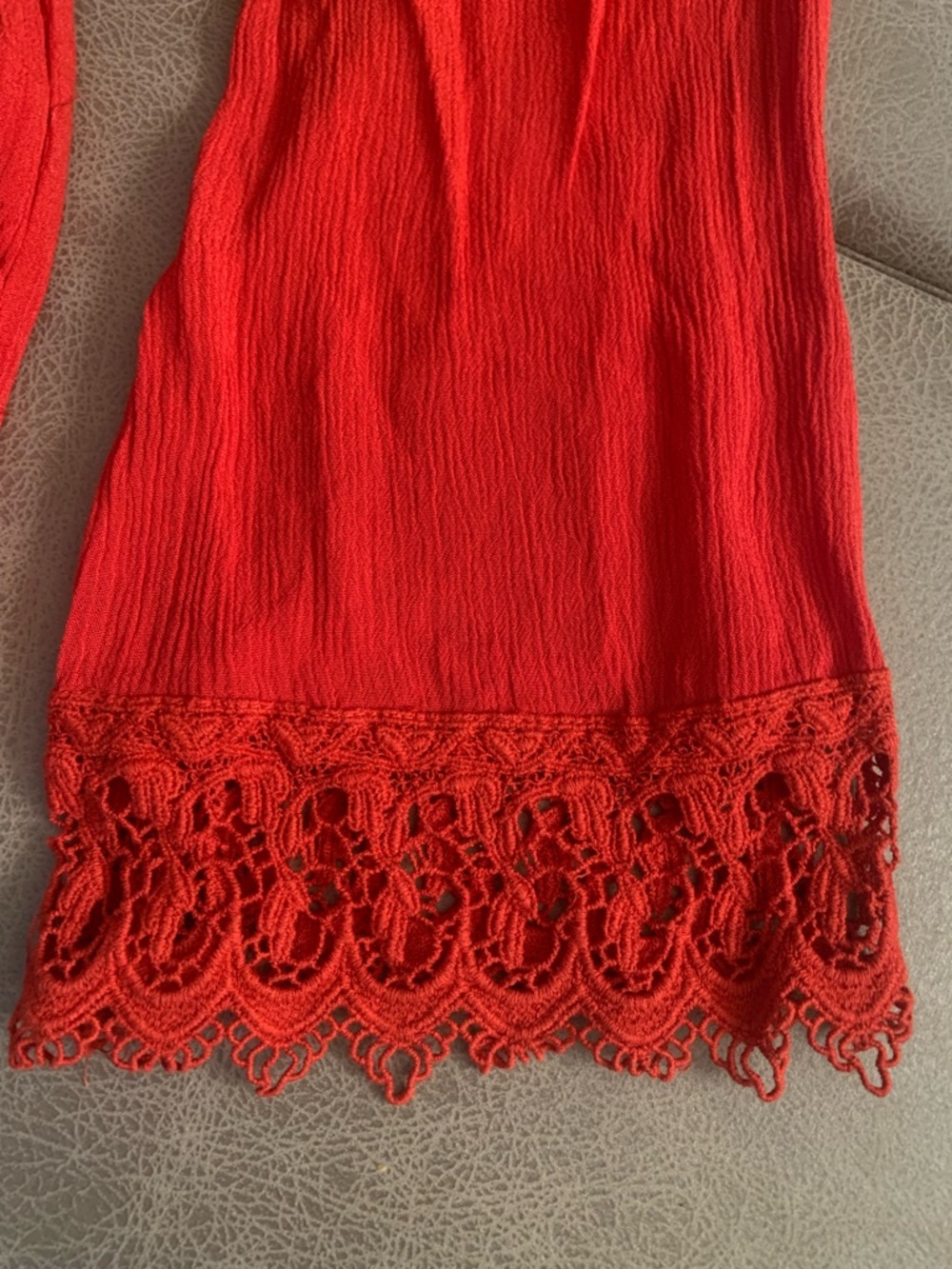Forever 21 Womens Red Off Shoulder Lace Cuff Long Sleeve Romper w/ Pockets Small - Picture 3 of 8